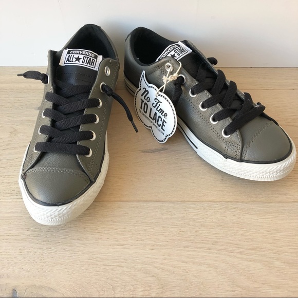 Converse Chuck Taylor All Star Street Slip On Gray Leather Sneaker - Size 5 - Picture 1 of 10